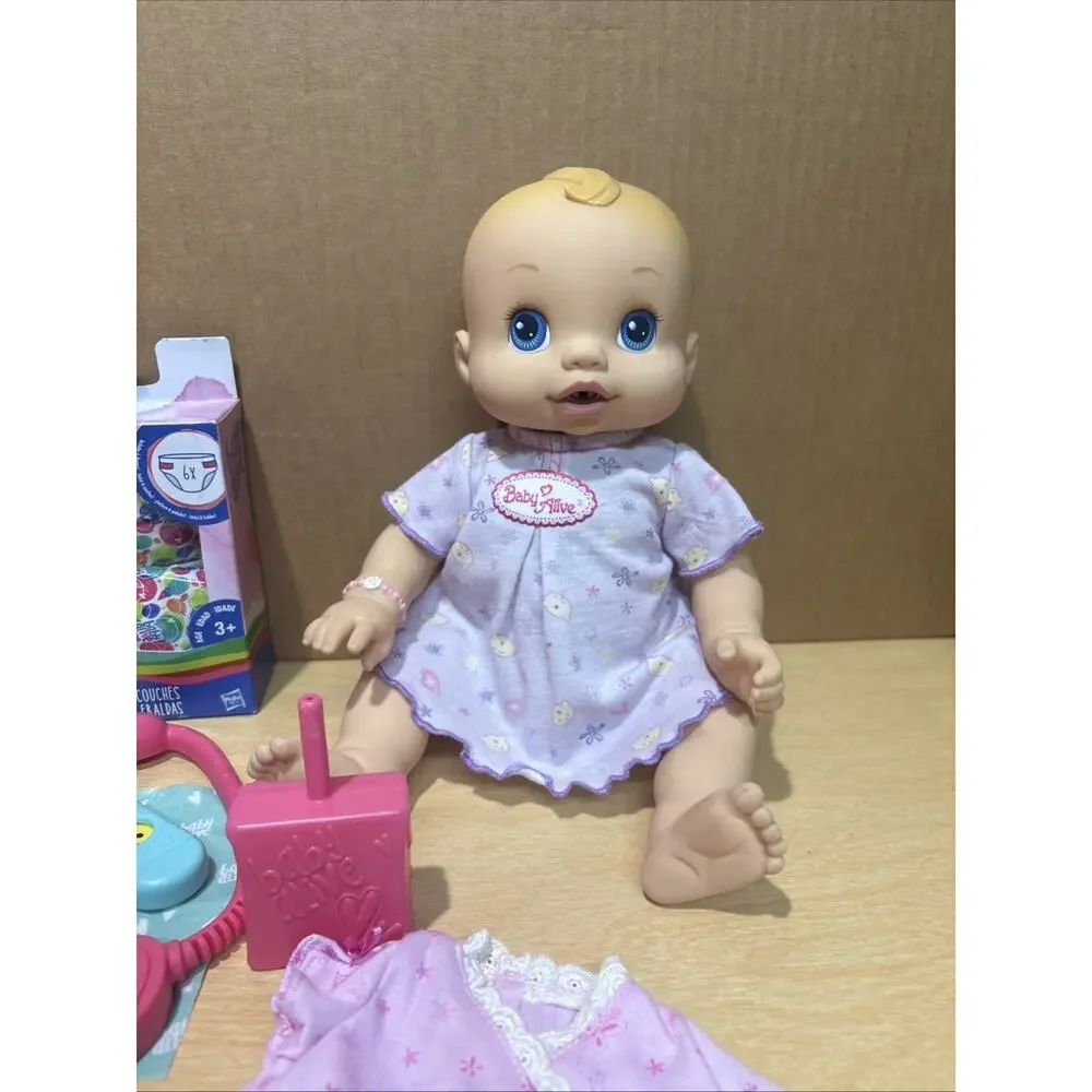 Baby Alive Wets N Wiggles Boy & Girl Twin Dolls Pair Anatomically Correct 2006
